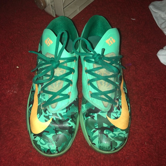 easter KD 6’s - Picture 1 of 5